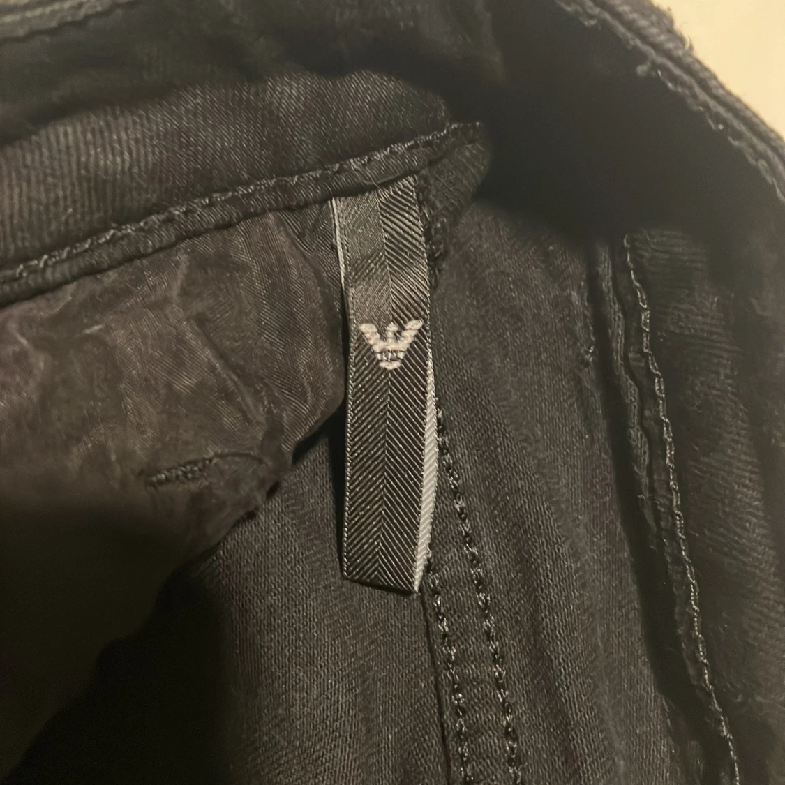 Svarta Armani jeans - 93