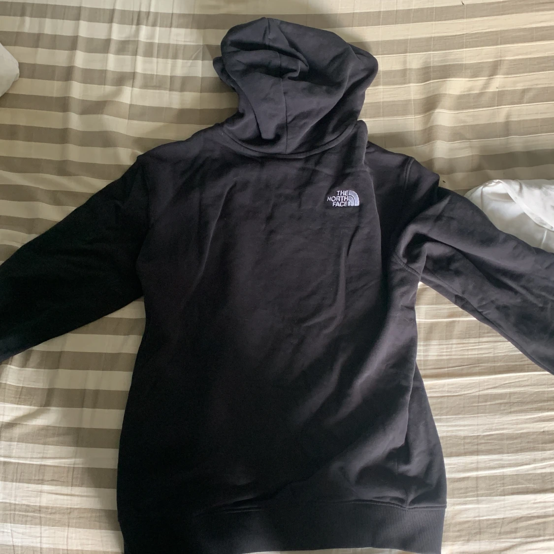 The north face hoodie  - 90