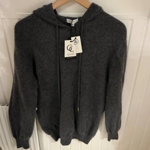 Helt ny marin ull tröja från Gardegrisch  - Skick 10/10 100% Marinull Helt ny marin ull tröja i super bra skick