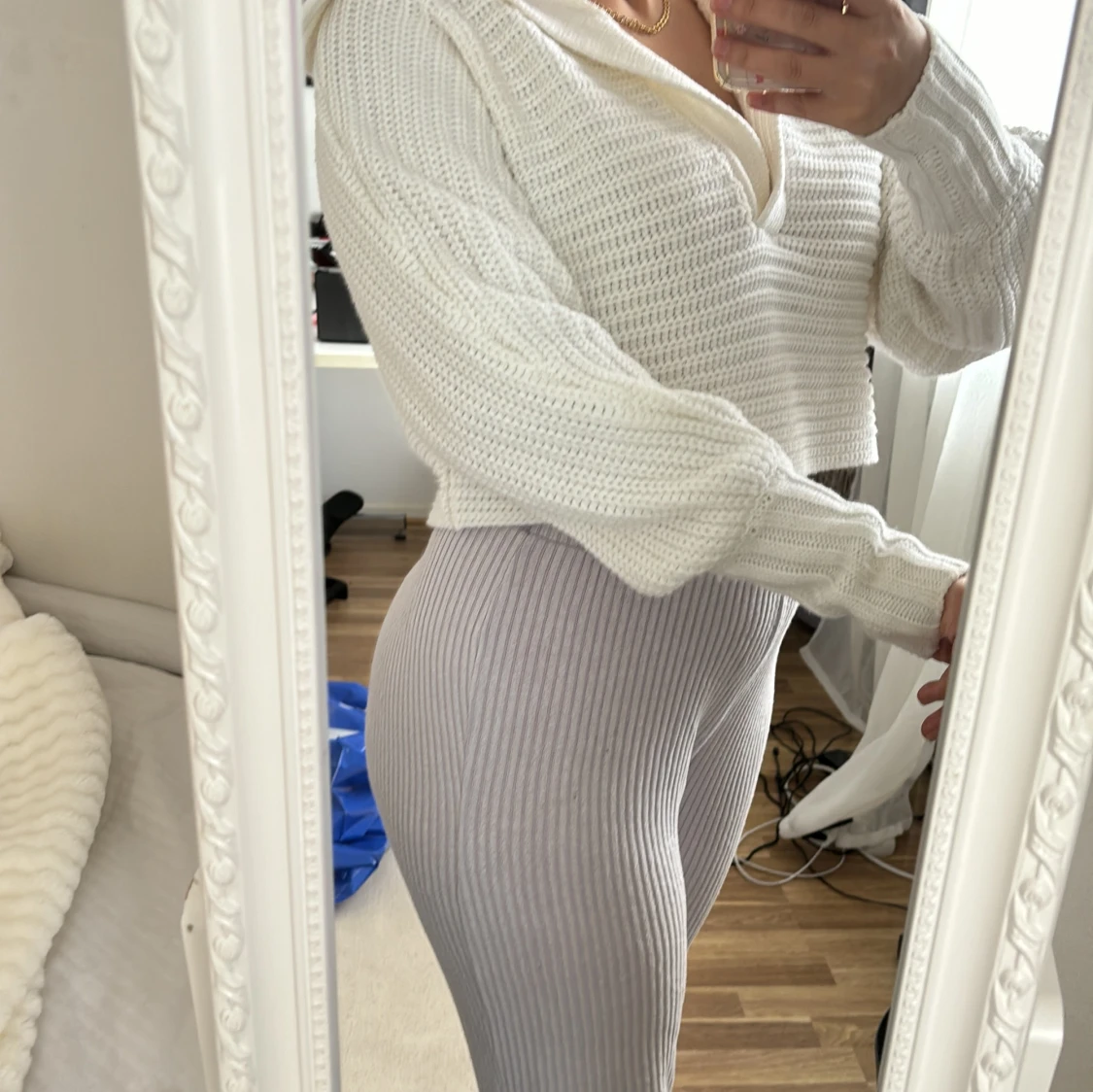 Vit stickad croppad tröja - 92