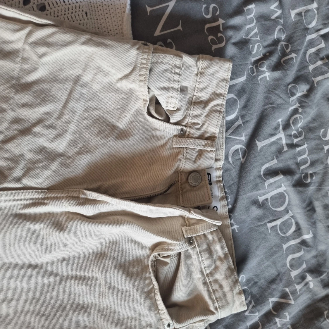 Beige byxor från FB Sister - 90