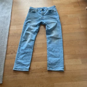 Levis 501 - Bra sick andvända enstaka gånger. 