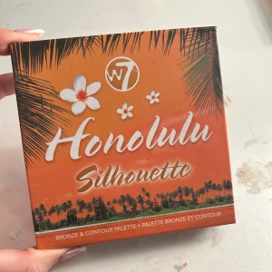 bronzer palett  - säljer denna bronzer palett från W7