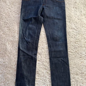 Hugo Boss orange jeans - Säljer ett par Boss orange jeans från Hugo boss. Jeansen är i väldigt bra skick. Storlek W34 L36. Hör av er vid minsta intresse!