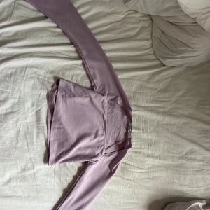 Na-Kd topp💕 - Mjuk lila topp som aldrig används 💕