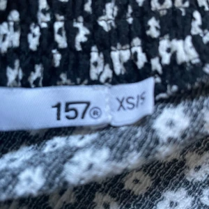 Kjol  - Detta är en kjol från lager 157 och är i storlek xs✨