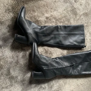 High knee boots - Elegant klassisk läder stövel köpta i USA för $300