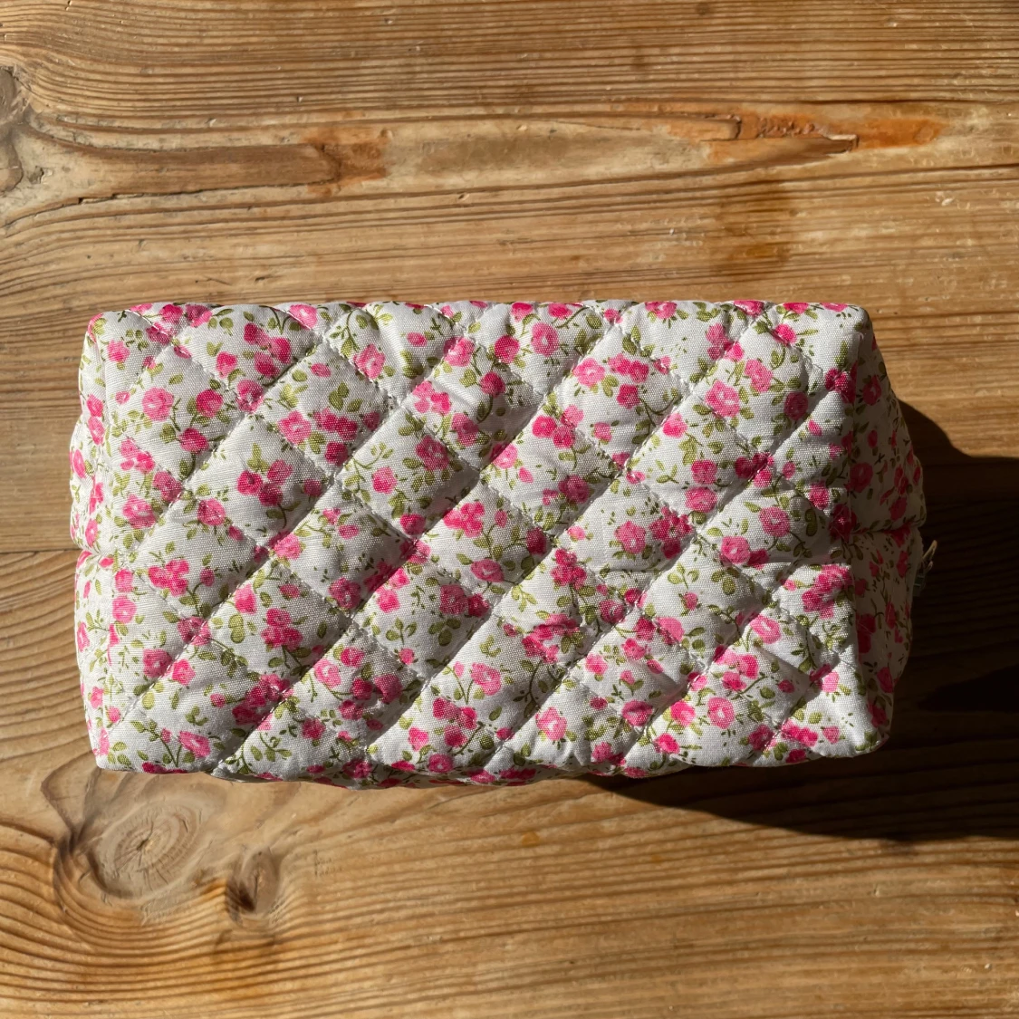 Blommig necessär  - 90