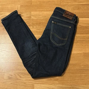 Lee Jeans  - Säljer nu mina Lee - Jeans 