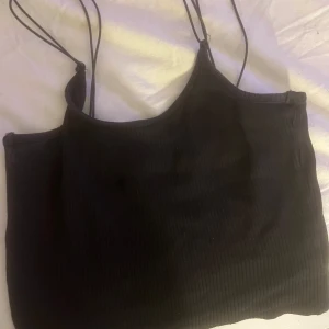 Linne - Vanlig linne med band på axlarna