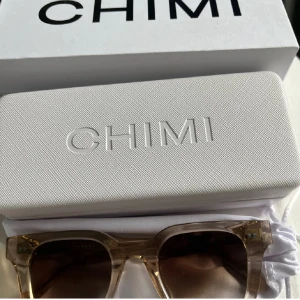 04 chimi ecru - NYSKICK KNAPPT ANVÄNDA KÖPTA I SLUTET AV sommaren 2023