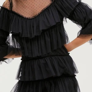 Snygg klänning  - Använt en gång