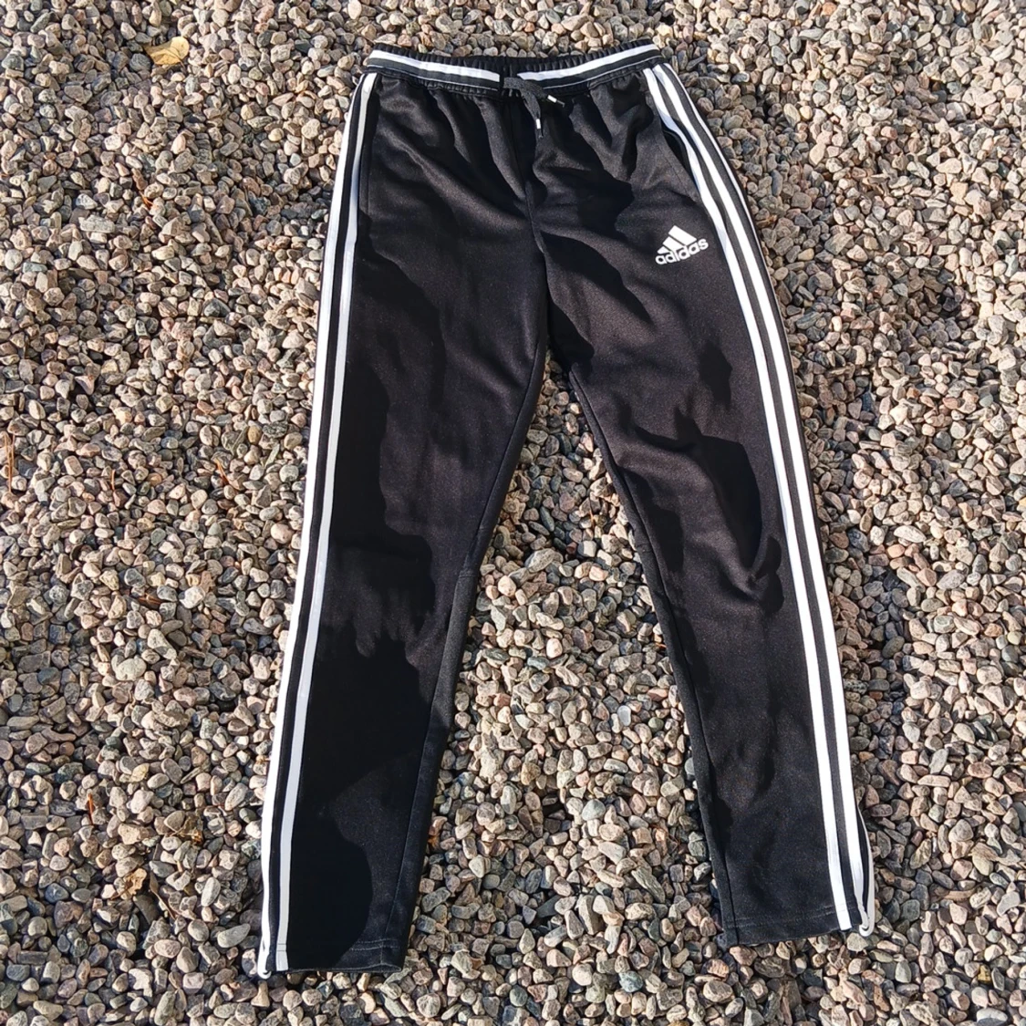 Adidas träningsbyxa