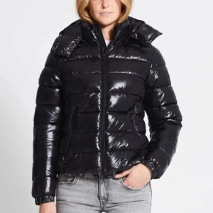 Lager 157 jacka - Helt ny jacka från lager 157 med lapp kvar💗 Slutsåld på hemsidan, kan sänka pris vid snabb affär.