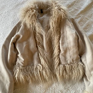 Kappa - Jättefin kappa, knappt använd💗 storlek xs men passar även s💗