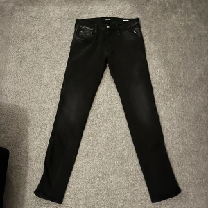 Replay hyperflex  - Säljer ett par feta replay jeans i storleken 31w 32l. Hör av er vid frågor , pris går att diskutera 