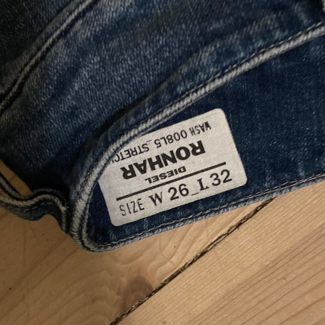 Blå bootcut jeans från Diesel - 92