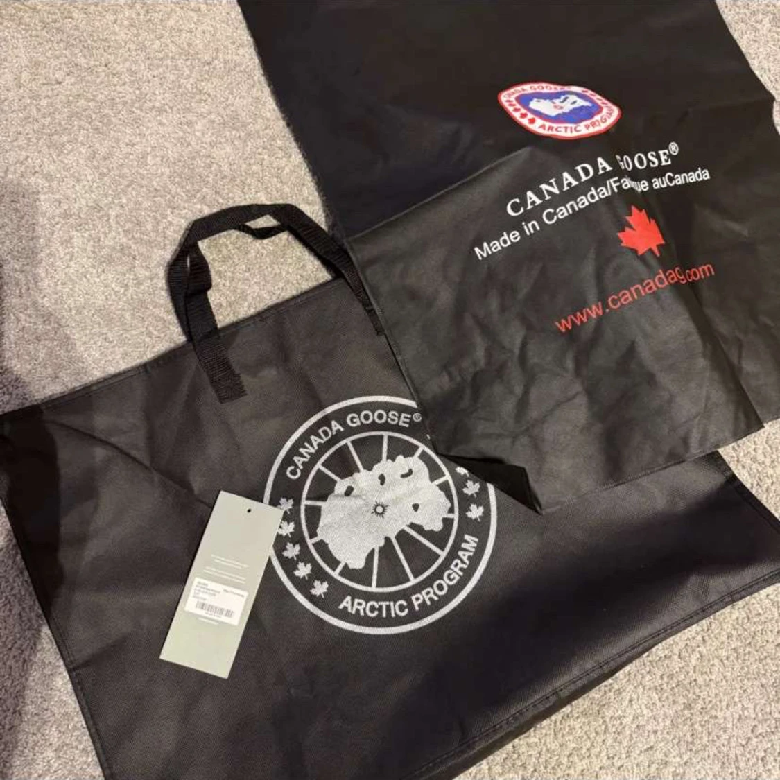 Grå dunjacka från Canada Goose - 91