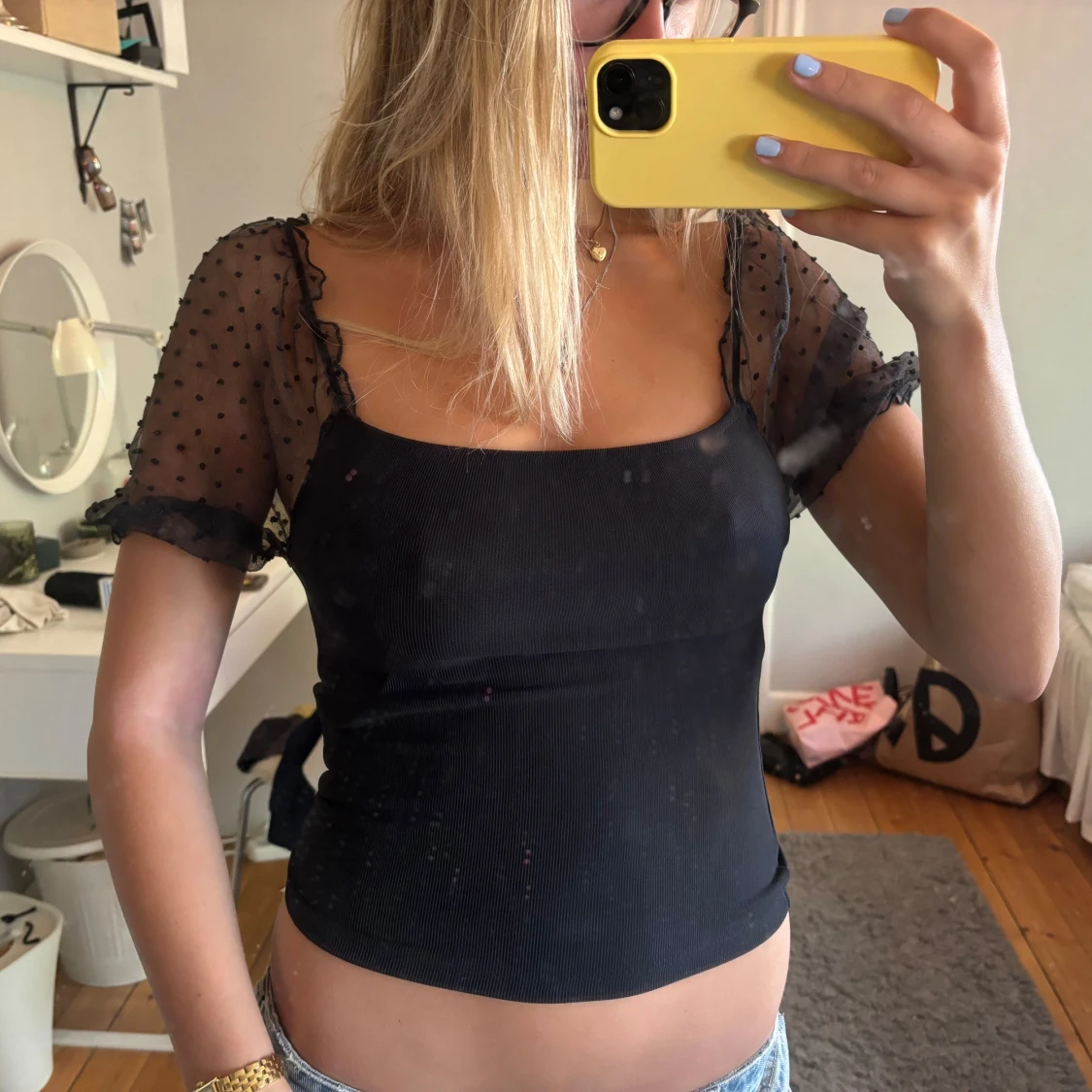 Blus/topp med puffärmar - 90