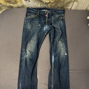Dsquared 2 - Dsquared 2 jeans original pris är 3450 och Jag säljer min för 1000 