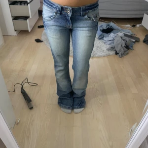 Lågmidjade jeans  - Så snygga som har blivit förstora!! Inga defekter alls!💗💗