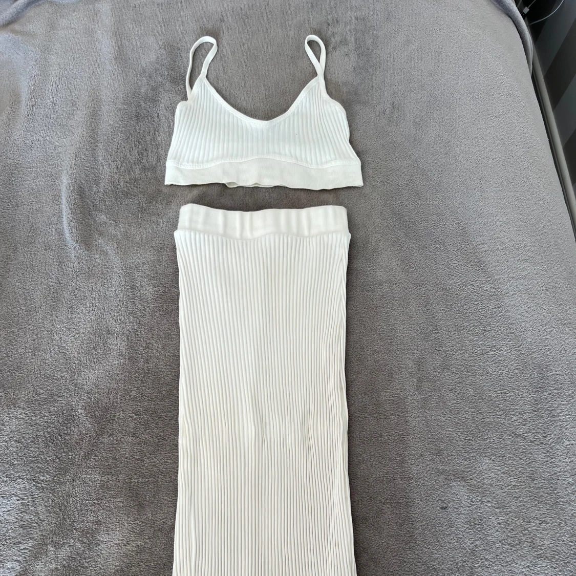 Stickat sett zara - 90