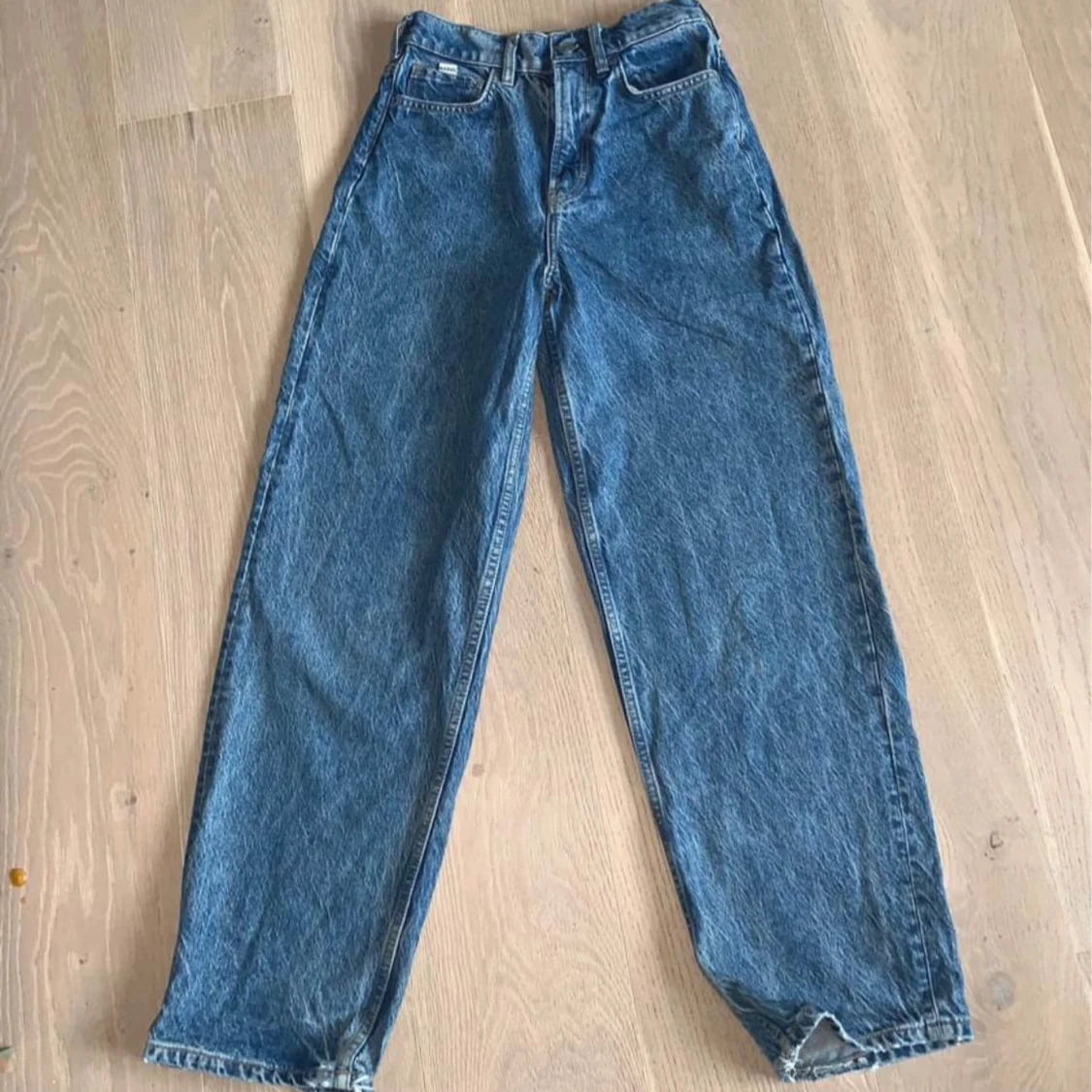 Straight jeans