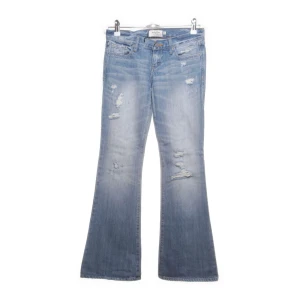 low waist jeans  - Skit snygga low waist jeans från abercrombie and fitch⭐️💗   Innerbensmått 79cm  Midjemått 74cm