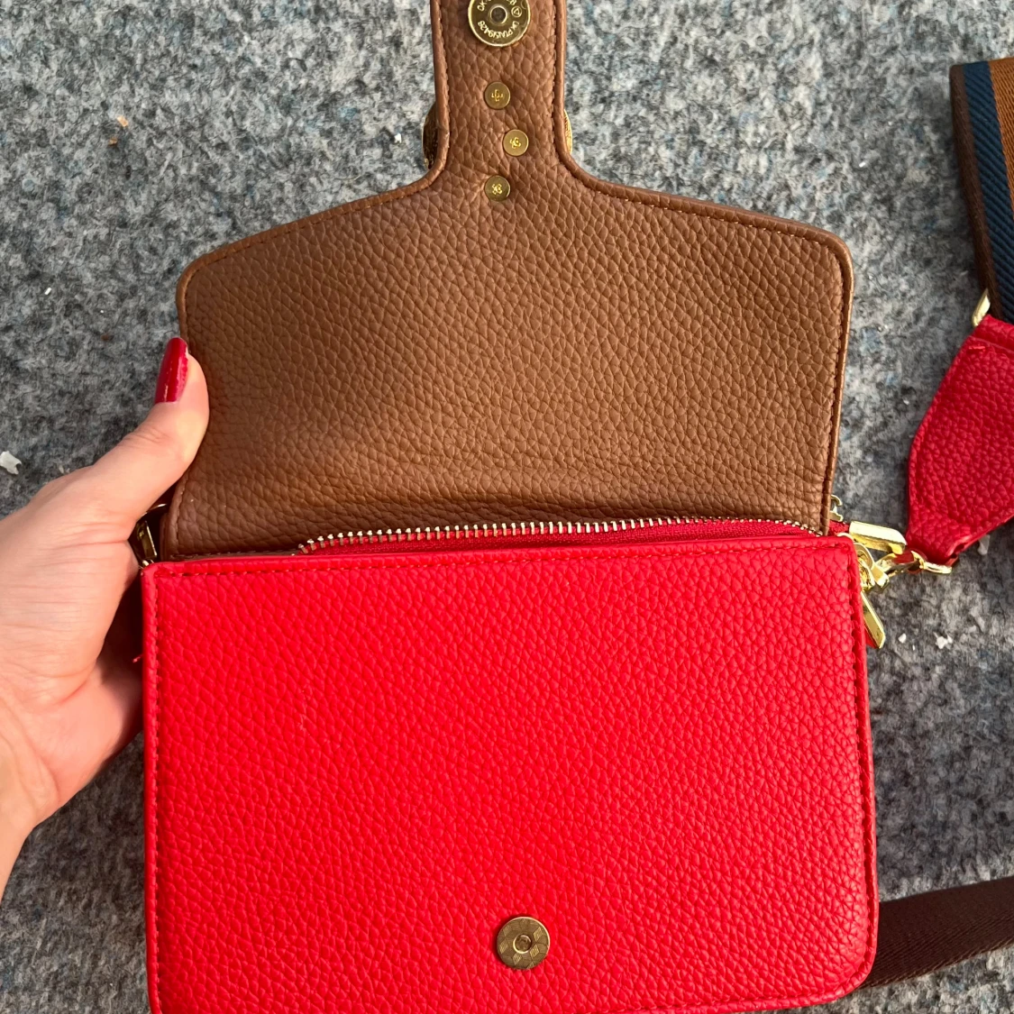 Red bag - 90
