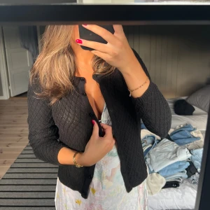 Kofta - Stickad kofta ifrån Indiska! 🥰