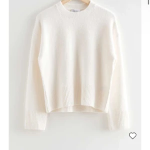 Stickad & Other Stories - En jättefin stickad från & Other stories 