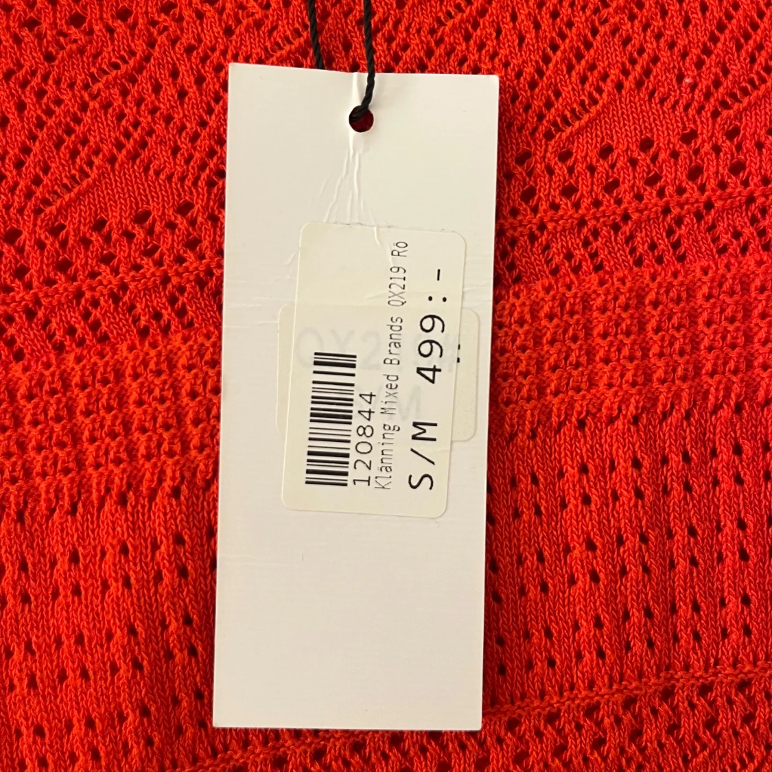 Röd stickad klänning - 2