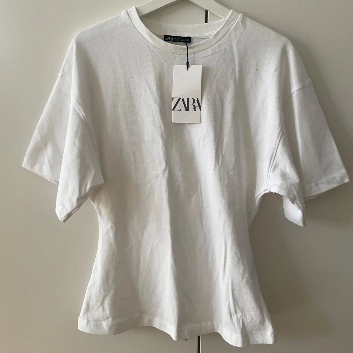 Figursydd t-shirt Zara