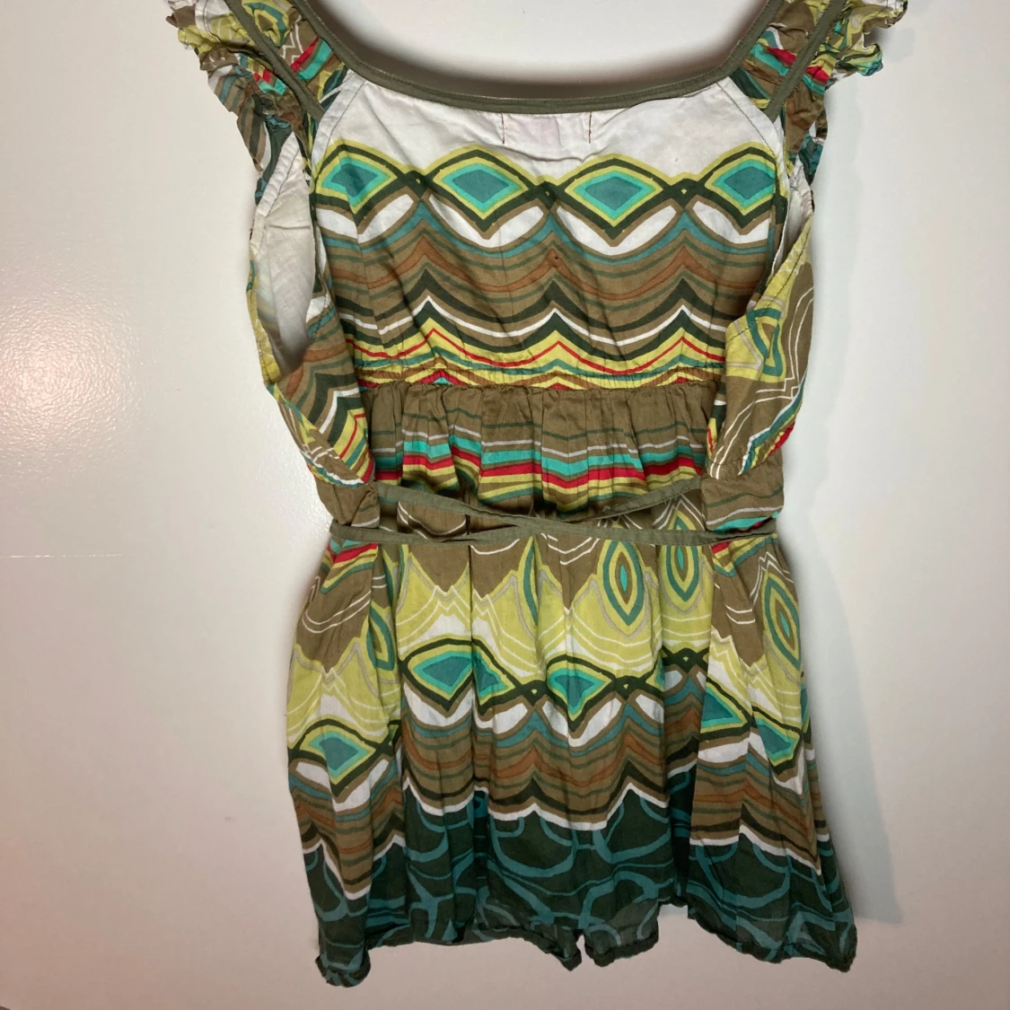 Knytbar justerbar grön blus med tryck och broderade detaljer - 90