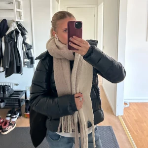 lager 157 jacka - intressekoll på jackan som är slutsåld på lager🩷🩷🩷