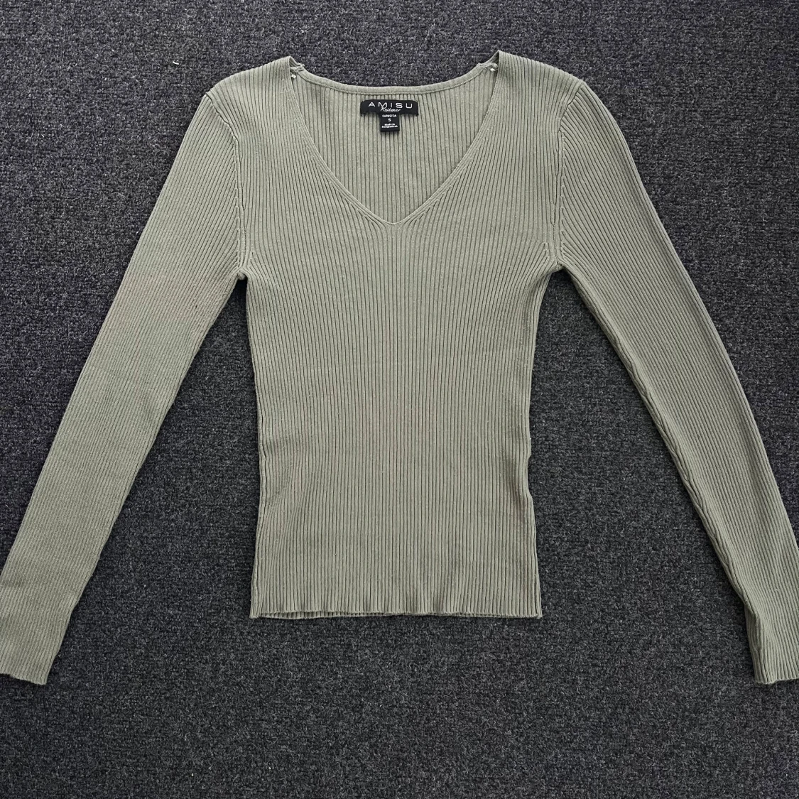 Grön ribbad tröja från Amisu - 91