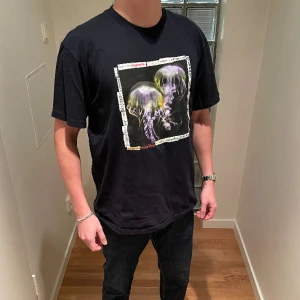 Supreme t-shirt - Supreme jellyfish t-shirt. Mycket bra skick! 