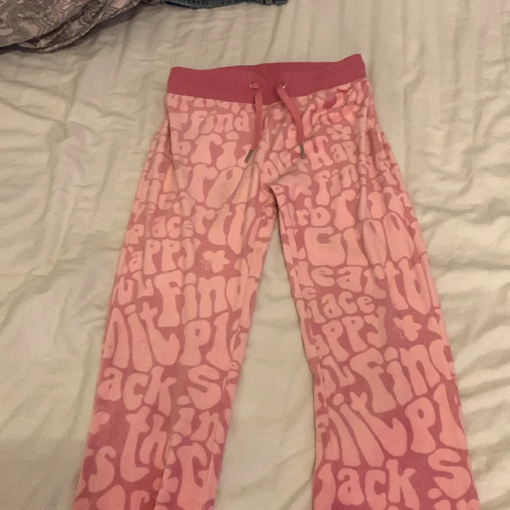 Sköna för stora och används alldrig rosa Lågmidjade . Jeans & Byxor.