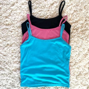 Färgglada linnen!  - Säljer dessa helt nya linnena! Helt nya, alltså inte använda! Frakt tillkommer 43kr! 45kr st!🩷 Storlek = onesized (xs-m)