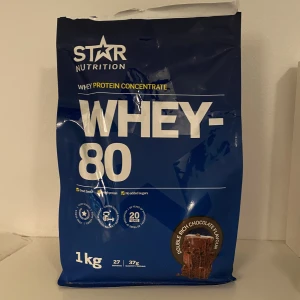 Proteinpulver - Proteinpulver (vassle) från Whey i smaken Double rich chocolate. Öppnad och använd fåtal gånger, ca 750g kvar. Säljer då den tyvärr inte riktigt var i min smak.