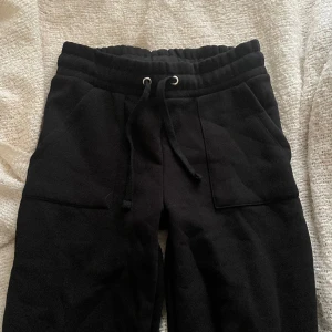 Mjukisbyxor lager 157 - Mjukisbyxor från lager 157, aldrig använda 