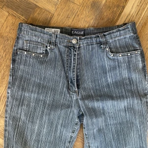 BARA IDAG Jeans 200kr ⚠️ - Från eagel, skulle uppskatta storleken till 38! 