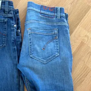 Dondup jeans - Modell: George -  Storlek 31 - passar mig som är ca 180 - Bra skick (slitningar tillhör modellen)  Hör av dig vid funderingar// Ville