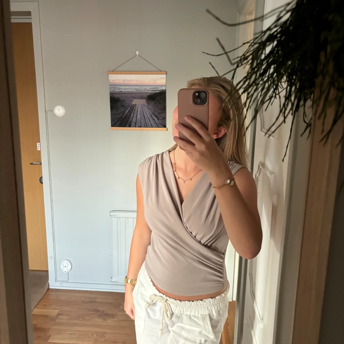 Elegant beige blus  - 90