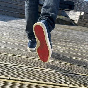 Loubs  - Säljer nu mina tvär feeettttaaa loubs då de inte används, inga defekter  Skick:9/10 Bara att höra av dig om det är några funderingar mvh Leo