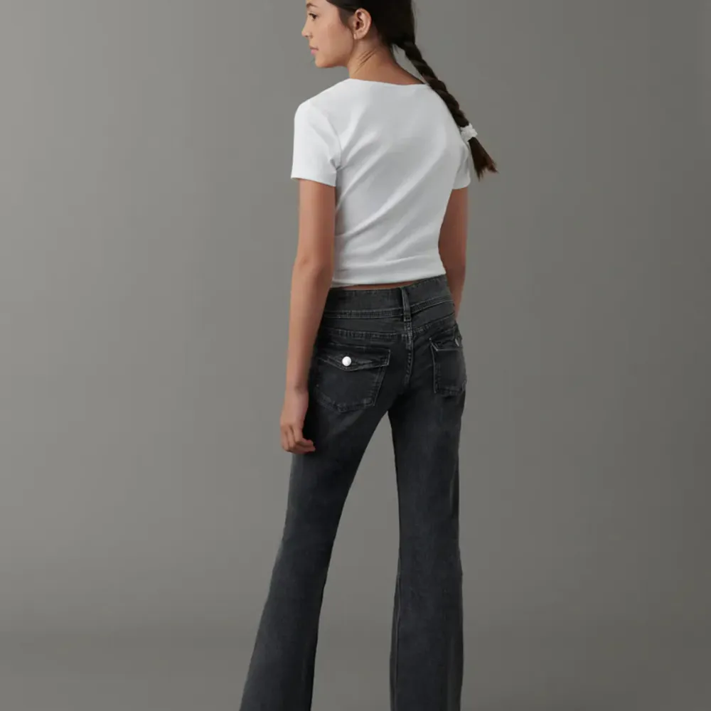 Säljer Gina Young jeans❤️ köpte för 350kr❤️. Jeans & Byxor.