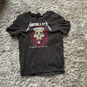 Metallica tshirt