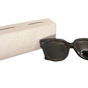 CHIMI solglasögon  Modell 08  Färgen är ”Turtoise”.  Postar spårbart.   Kolla gärna inlägget med information innan du skriver🤍
