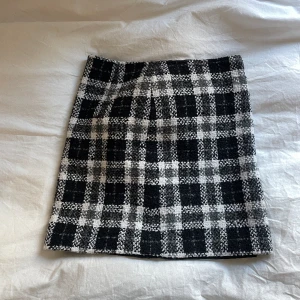 Tweed kjol  - Vintage tweed kjol. I storlek xs