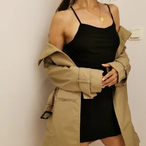 Svart skaterklänning i stl 34 - Svart skaterklänning i stl 34. Fint skick! 